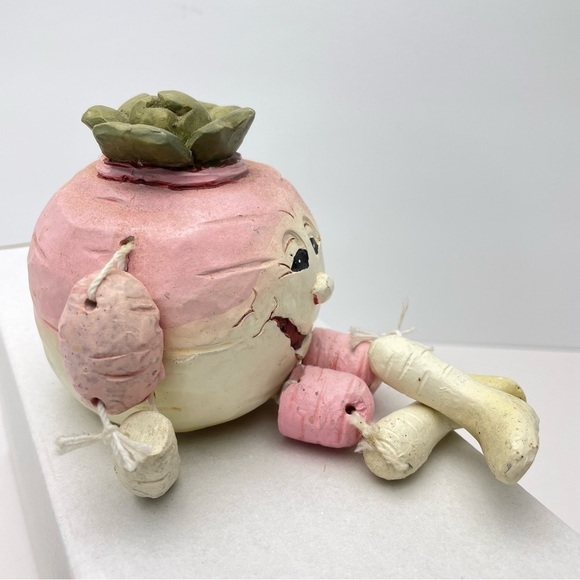 VINTAGE 80's Fruit Vegetable Shelf Sitter Anthropomorphic Resin Turnip - Picture 6 of 14